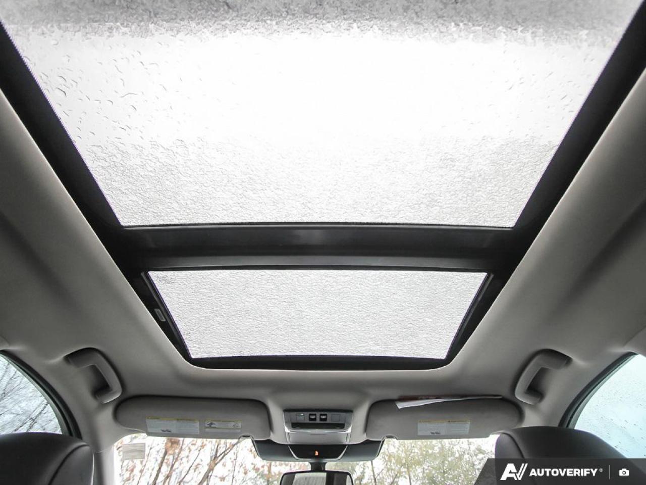 2022 Nissan Pathfinder SL 4dr 4x4 Photo