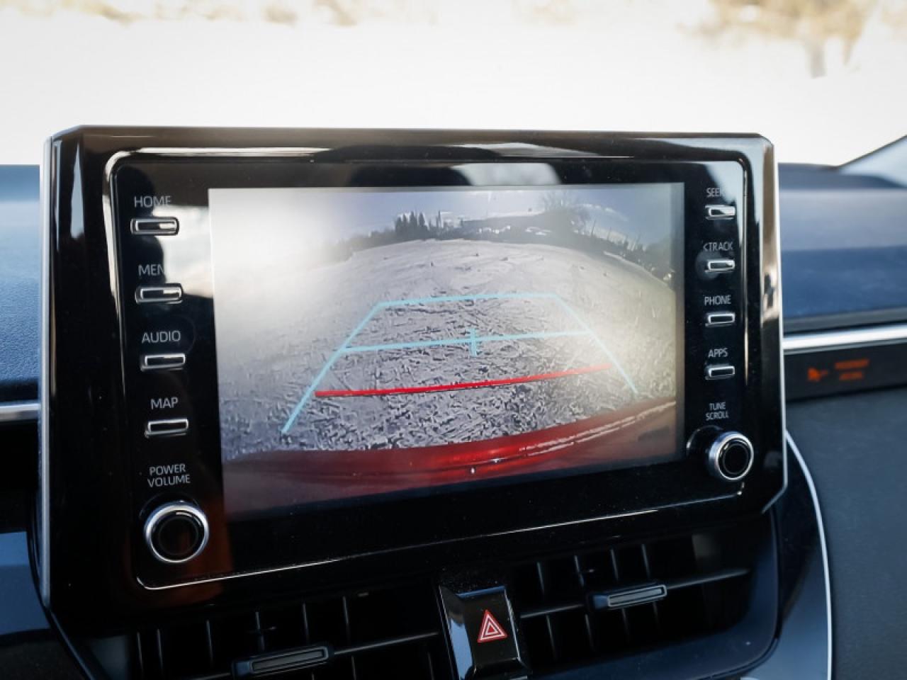 2020 Toyota Corolla LE Photo