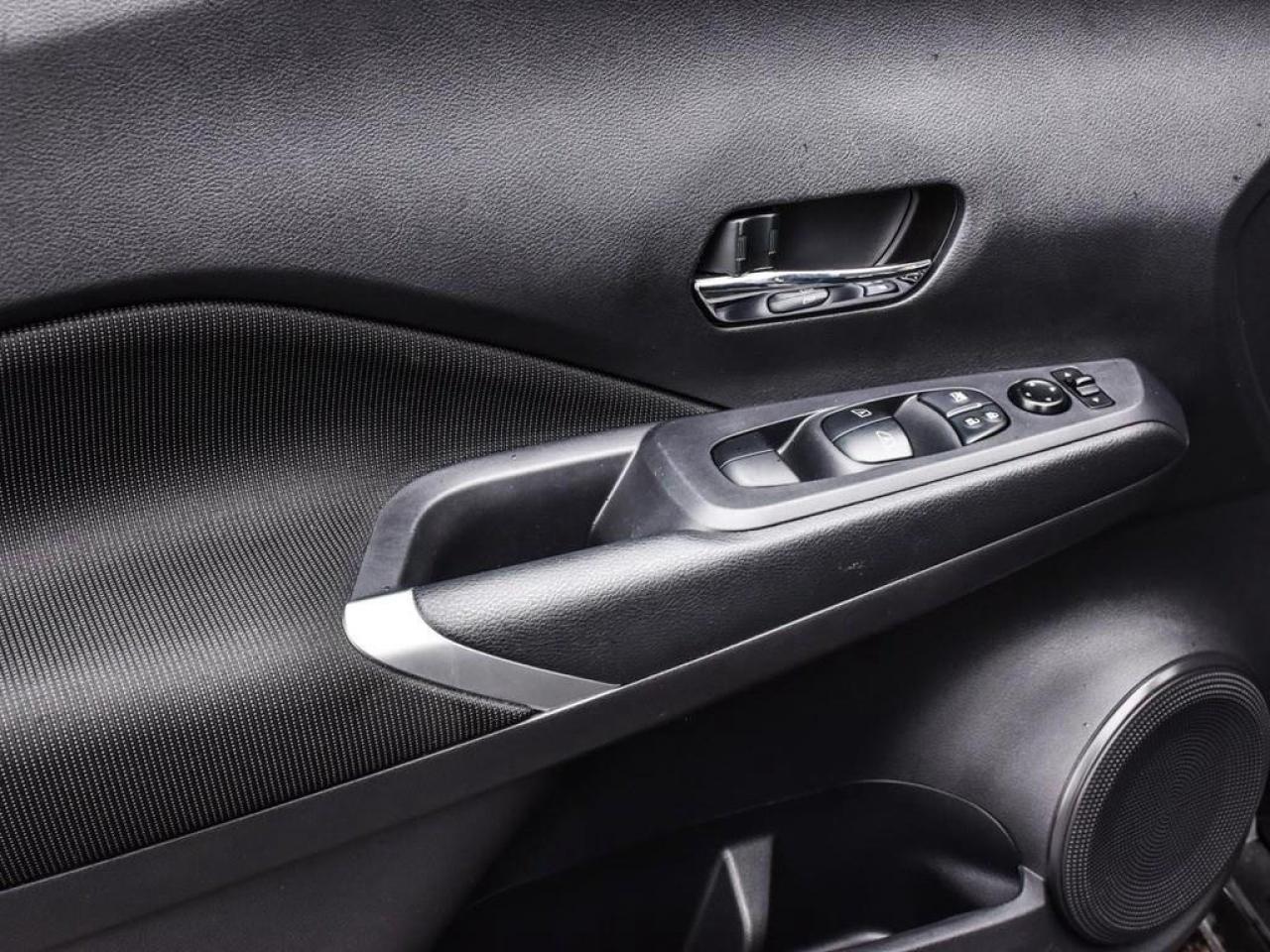 2024 Nissan Kicks SV 4dr Front-Wheel Drive Photo