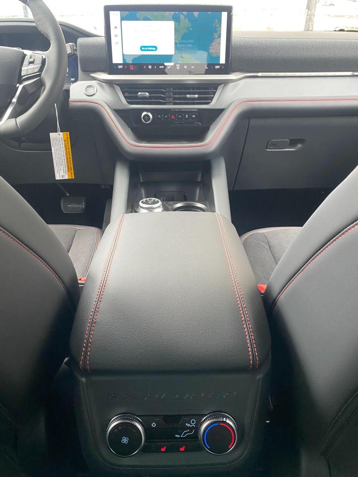 2026 Ford Explorer ST 4dr 4x4 Photo