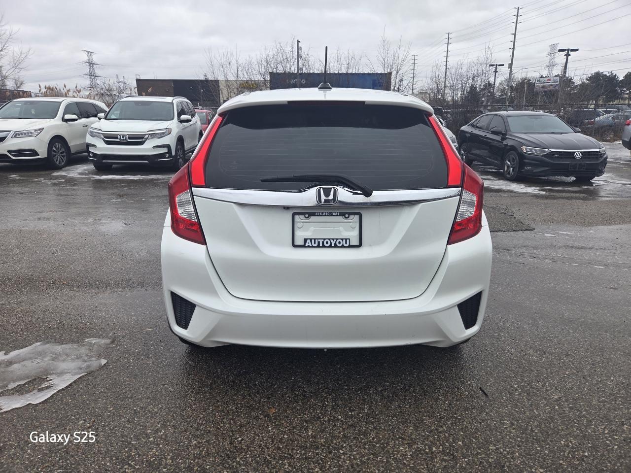 2015 Honda Fit EX-L  NAVI LEATHER ROOF BLUETHOOT $12,988.00 Photo