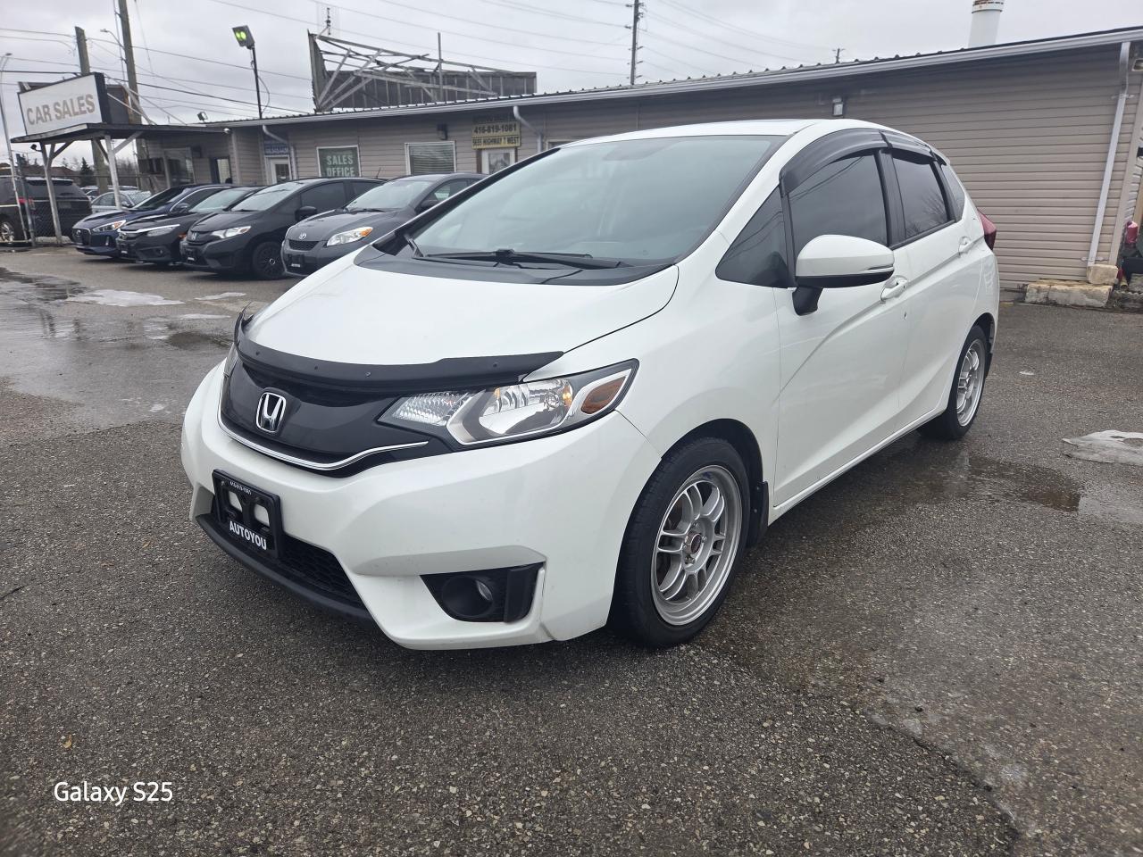 2015 Honda Fit EX-L  NAVI LEATHER ROOF BLUETHOOT $12,988.00 Photo
