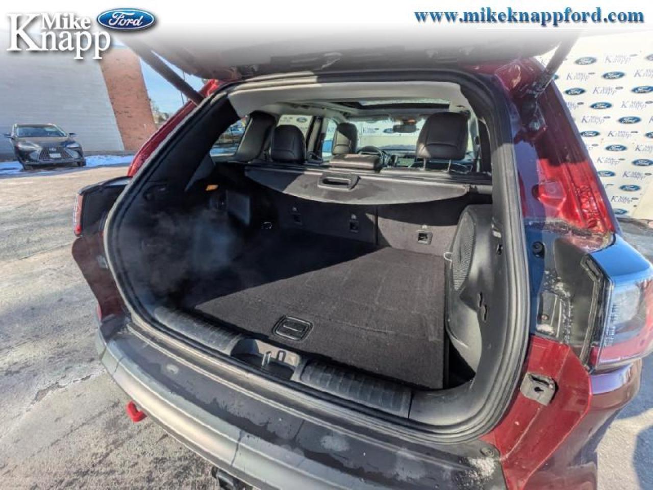 2020 Jeep Cherokee Trailhawk Photo