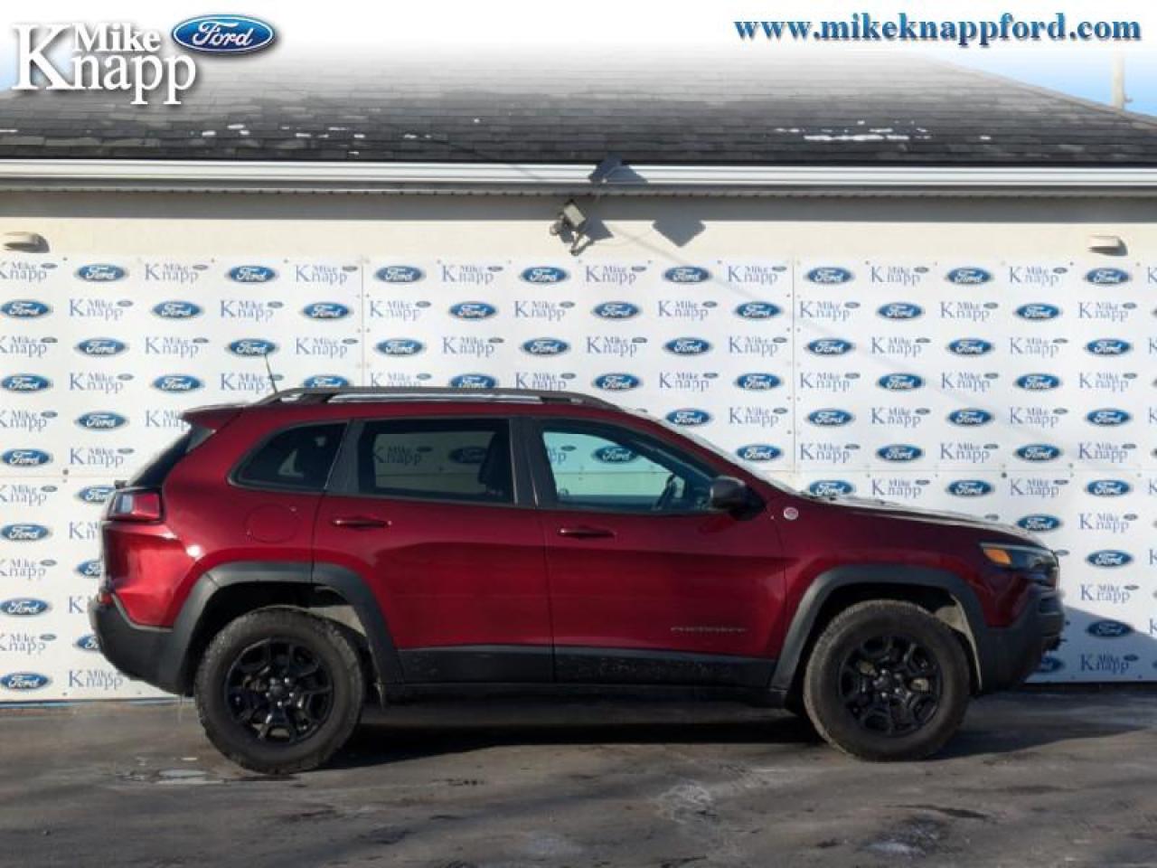 2020 Jeep Cherokee Trailhawk Photo