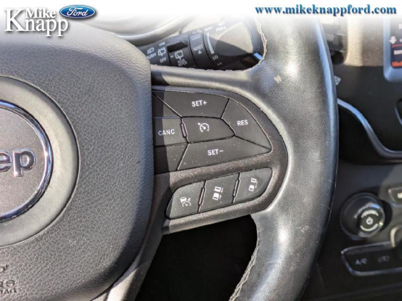 2020 Jeep Cherokee Trailhawk Photo