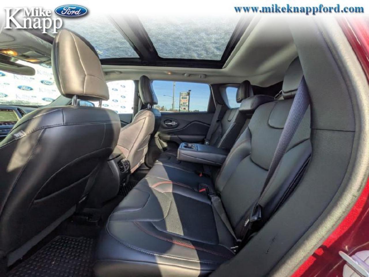 2020 Jeep Cherokee Trailhawk Photo