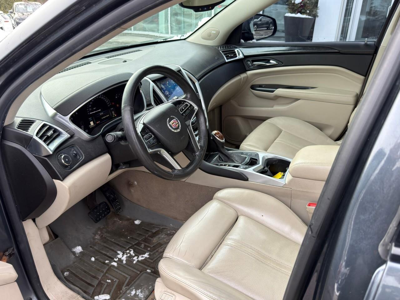 2013 Cadillac SRX PremiumAS-TRADED, ACCIDENT-FREE, AWD, SUNROOF, BOS Photo