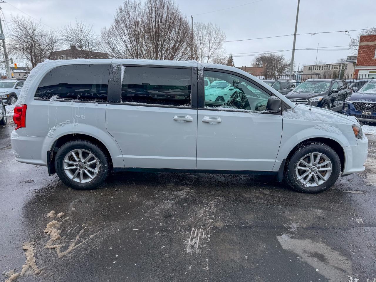 2019 Dodge Grand Caravan SXT/CAMERA/NO ACCIDENTS/REMOTE/STW'N GO/3.6L Photo