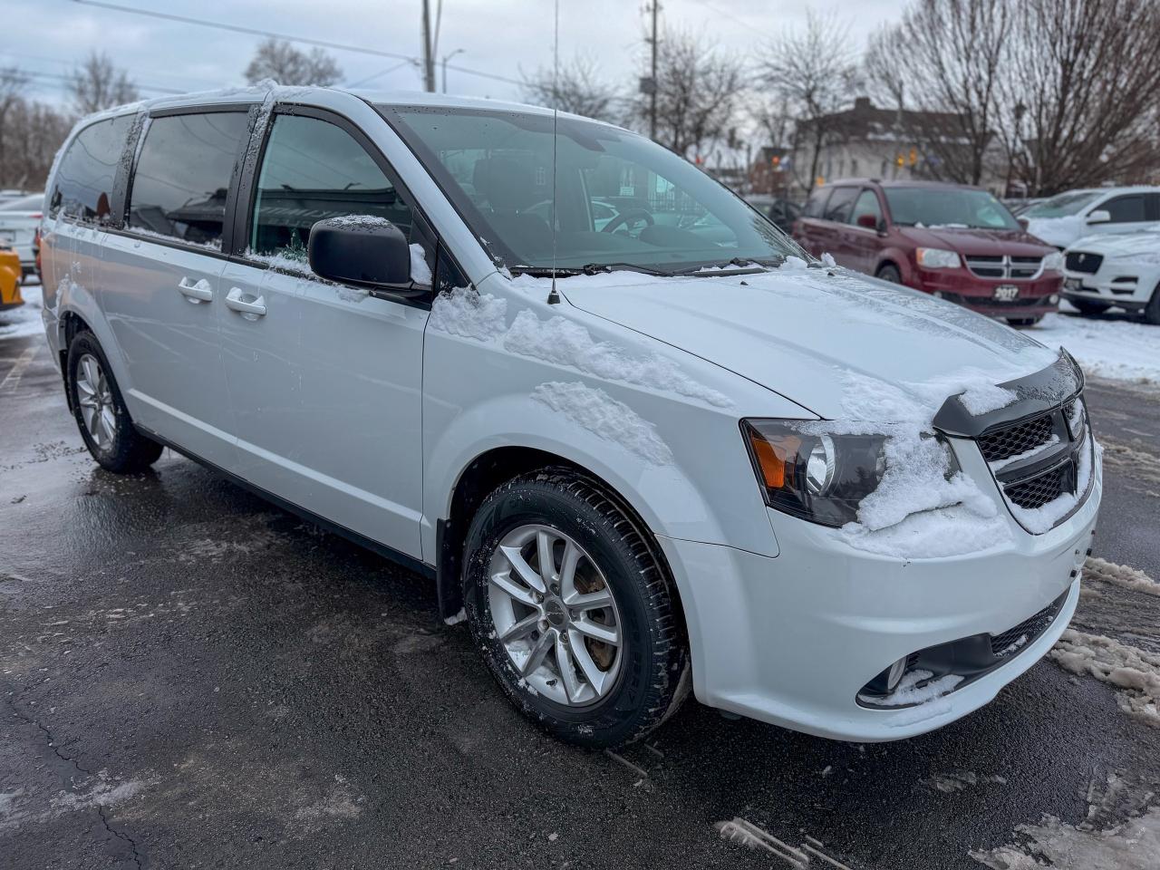 2019 Dodge Grand Caravan SXT/CAMERA/NO ACCIDENTS/REMOTE/STW'N GO/3.6L Photo