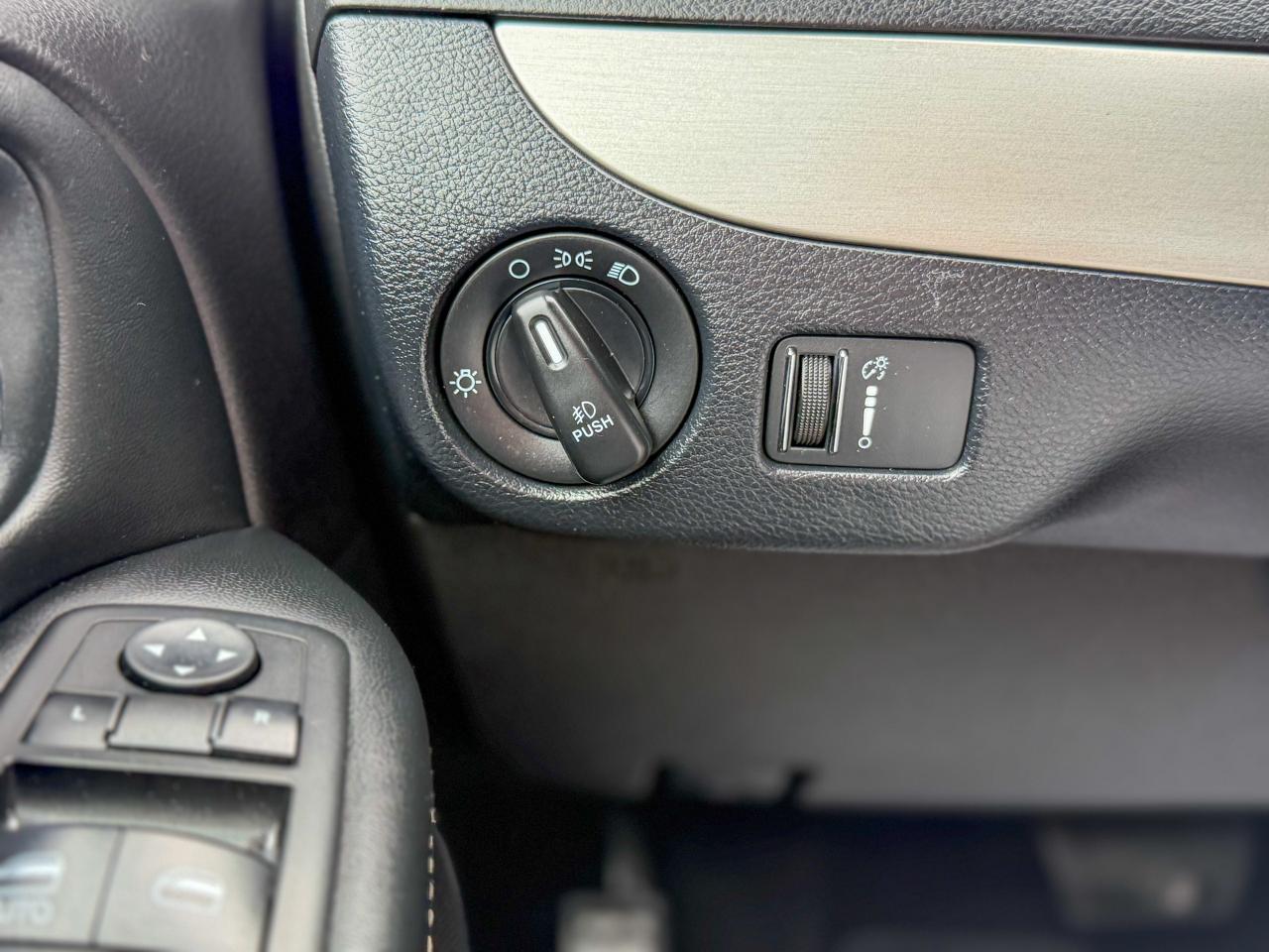 2019 Dodge Grand Caravan SXT/CAMERA/NO ACCIDENTS/REMOTE/STW'N GO/3.6L Photo