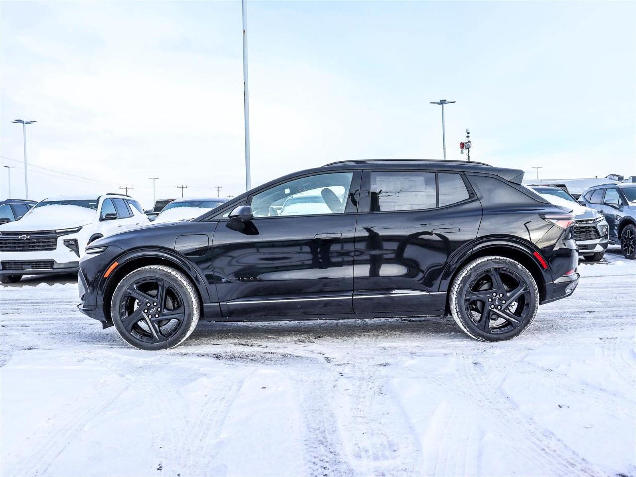 2026 Chevrolet Equinox EV 4dr RS Photo2