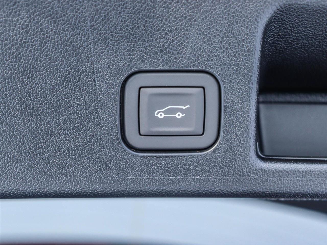 2026 Chevrolet Equinox EV 4dr RS Photo