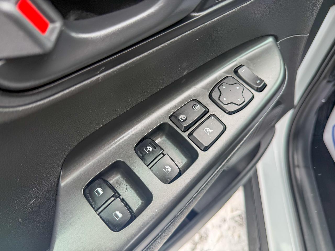 2019 Hyundai KONA 2.0L Preferred/BSM/CAMERA/SERVICE RECORDS/2.0L Photo