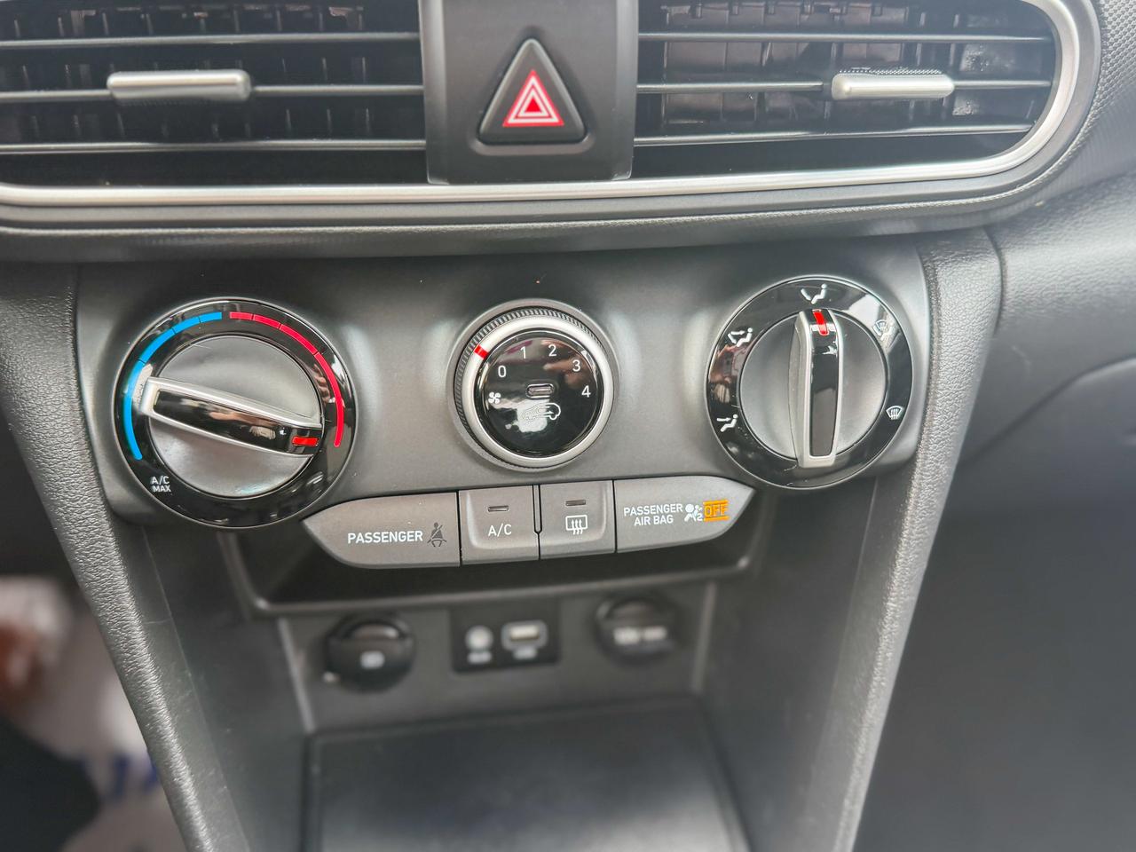 2019 Hyundai KONA 2.0L Preferred/BSM/CAMERA/SERVICE RECORDS/2.0L Photo