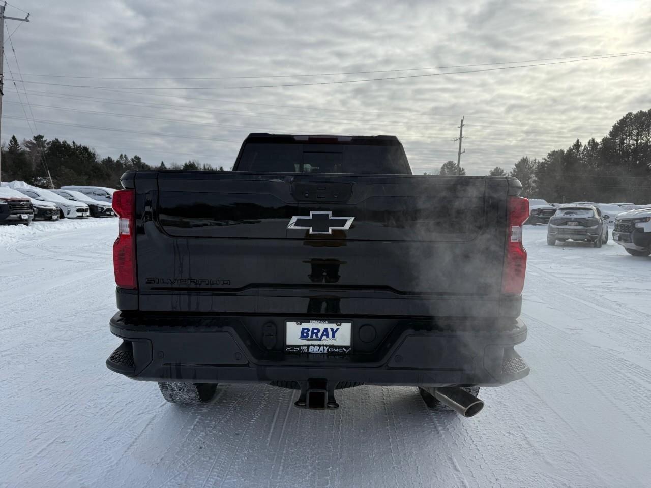 2023 Chevrolet SILVERADO 2500HD 4WD Crew Cab 159  LT Photo4
