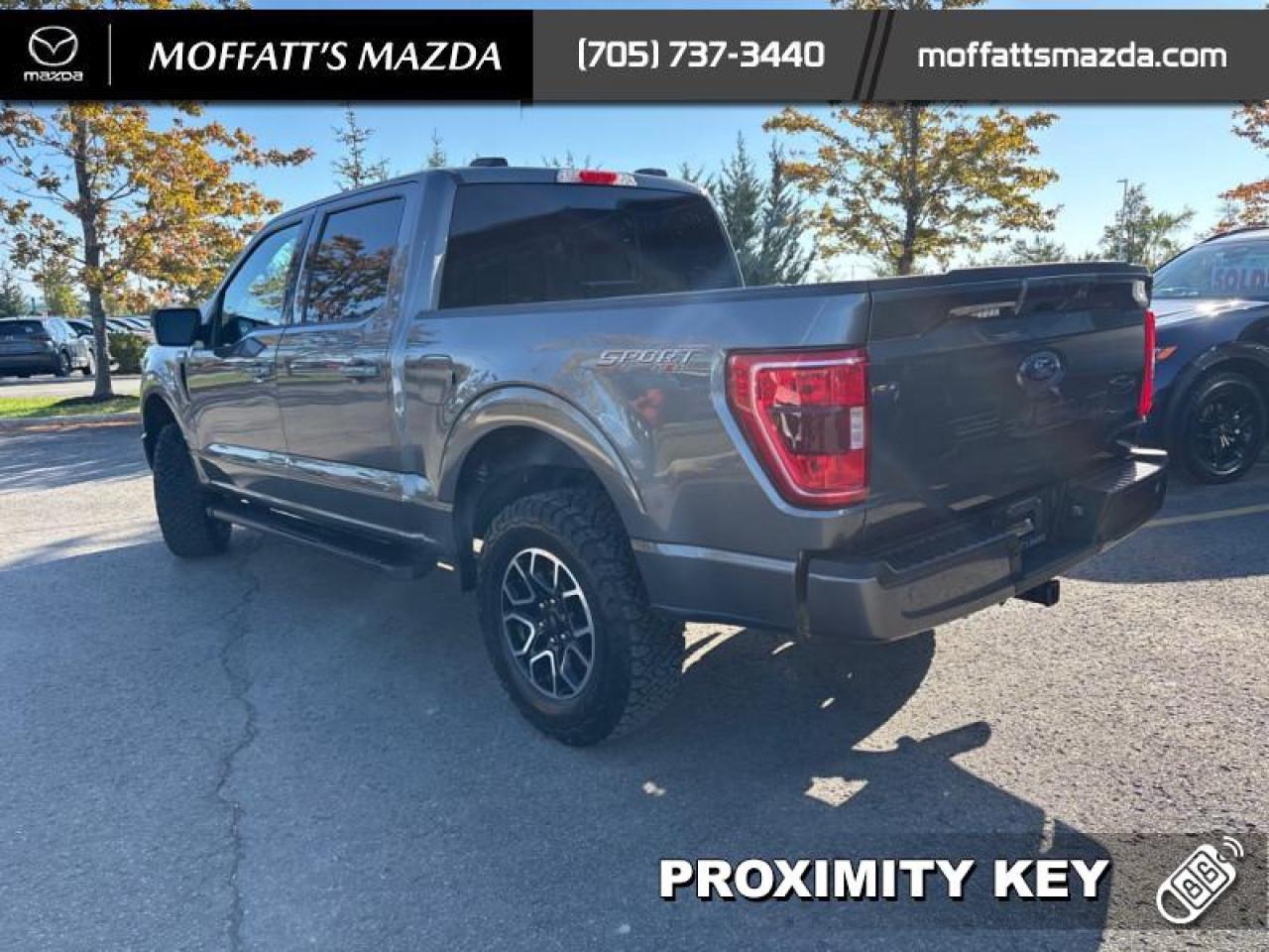 2023 Ford F-150 XLT Photo2