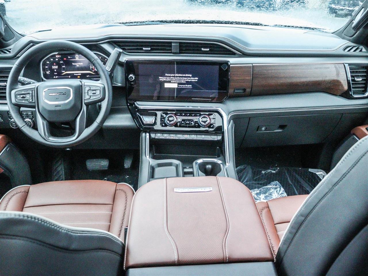 2026 GMC SIERRA 2500HD Crew Cab Standard Box 4-Wheel Drive Denali Ultimate Photo