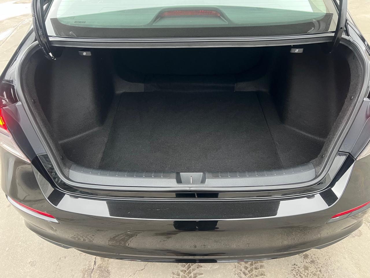 2024 Honda Civic EX 4dr Sedan Photo