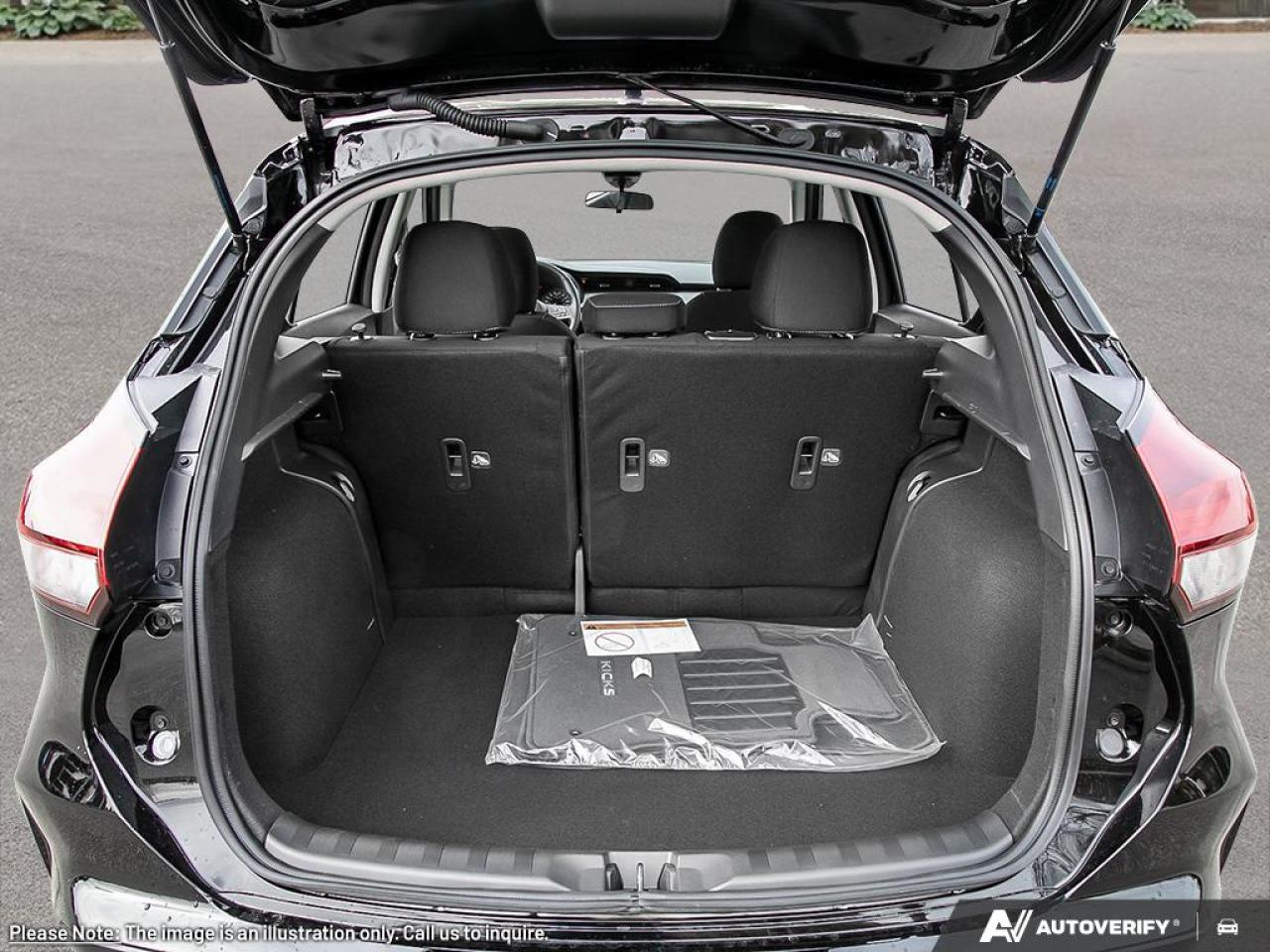 2025 Nissan Kicks Play SV 4dr Front-Wheel Drive Photo