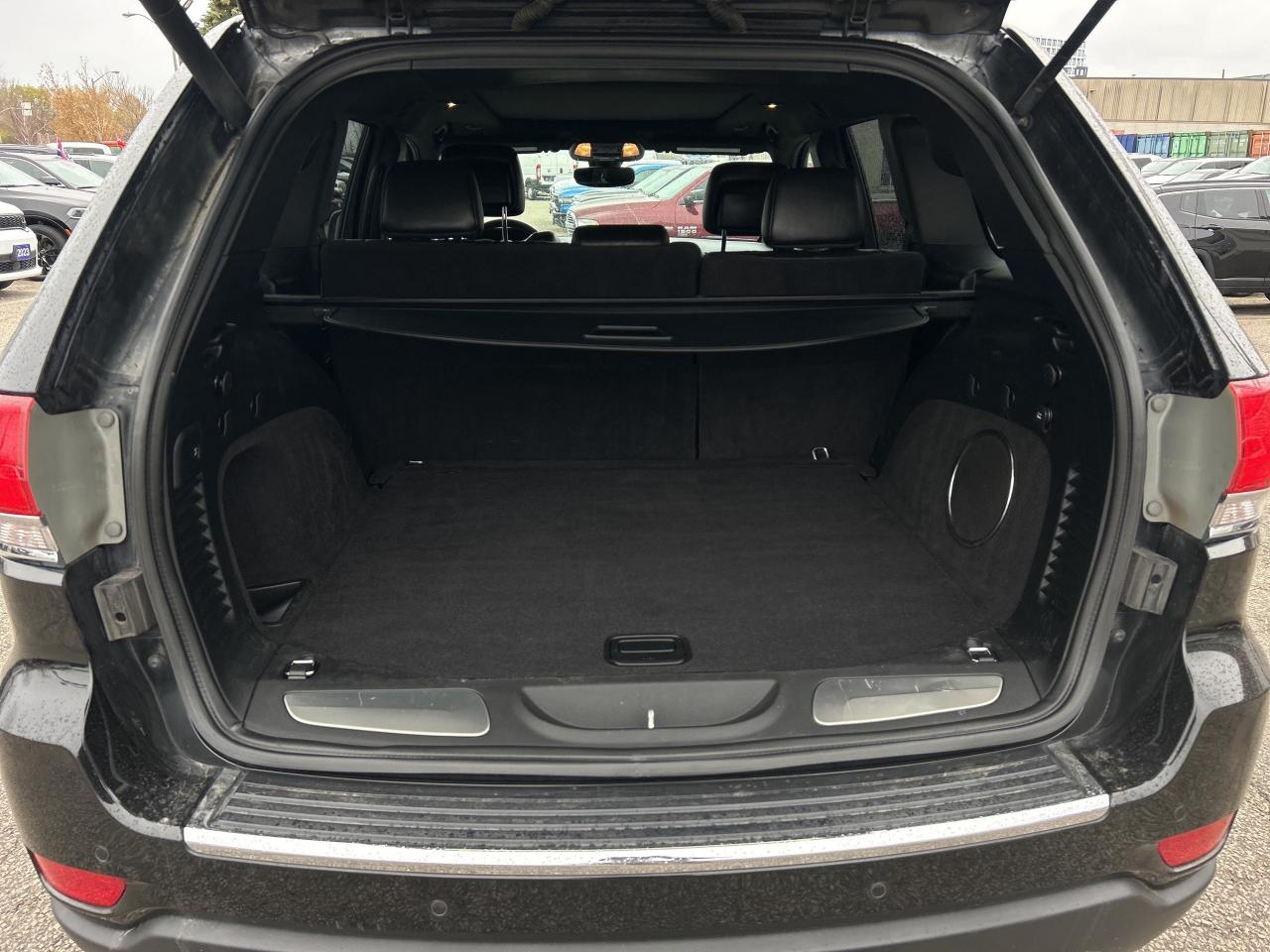 2018 Jeep Grand Cherokee Limited 4x4, Luxury Group II Photo