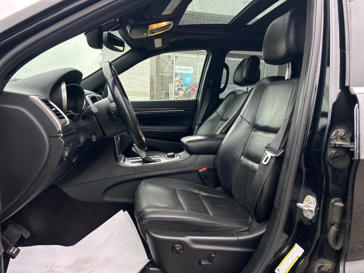 2018 Jeep Grand Cherokee Limited 4x4, Luxury Group II Photo