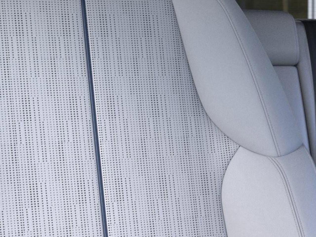 2026 Cadillac OPTIQ Premium Sport 4dr Photo