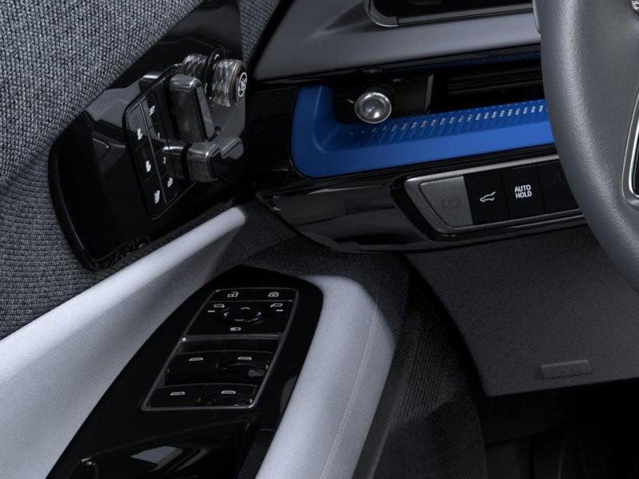 2026 Cadillac OPTIQ Premium Sport 4dr Photo