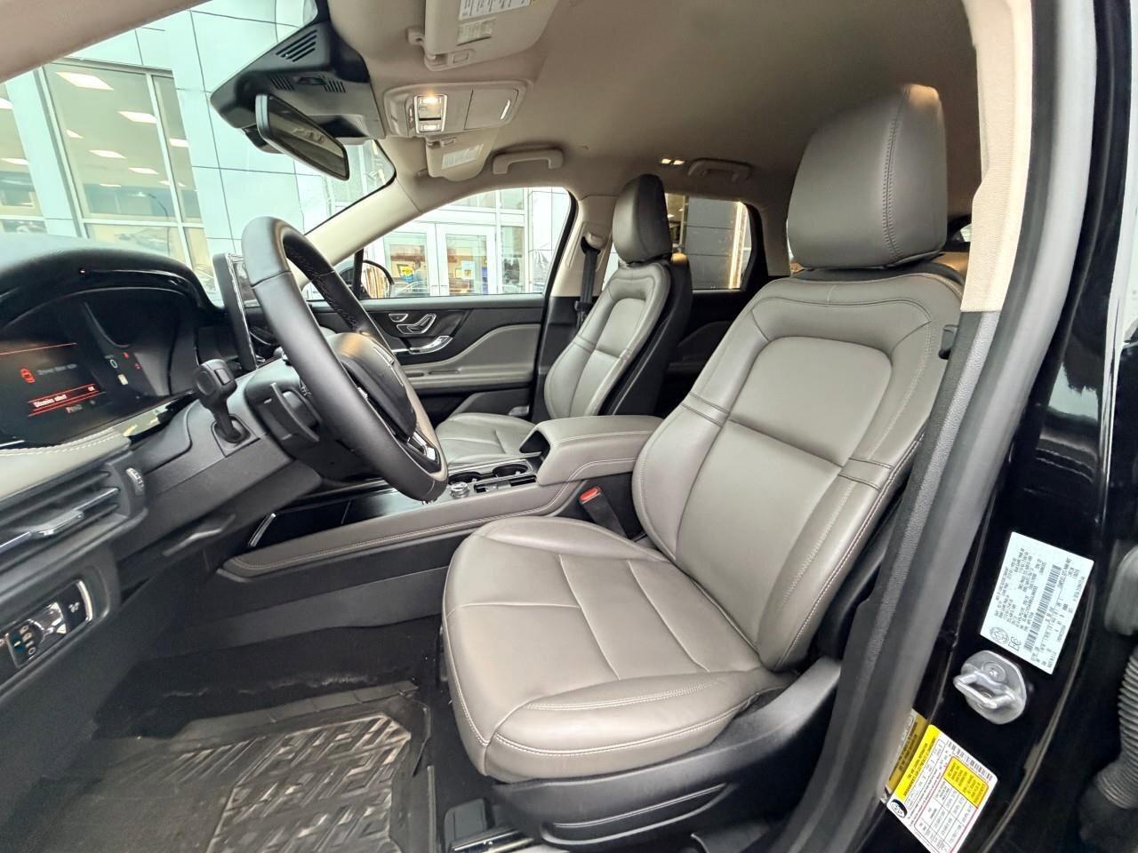 2024 Lincoln Corsair PremierePREMIERE, 2.0L 4 CYLINDER, AWD, LEATHER, A Photo