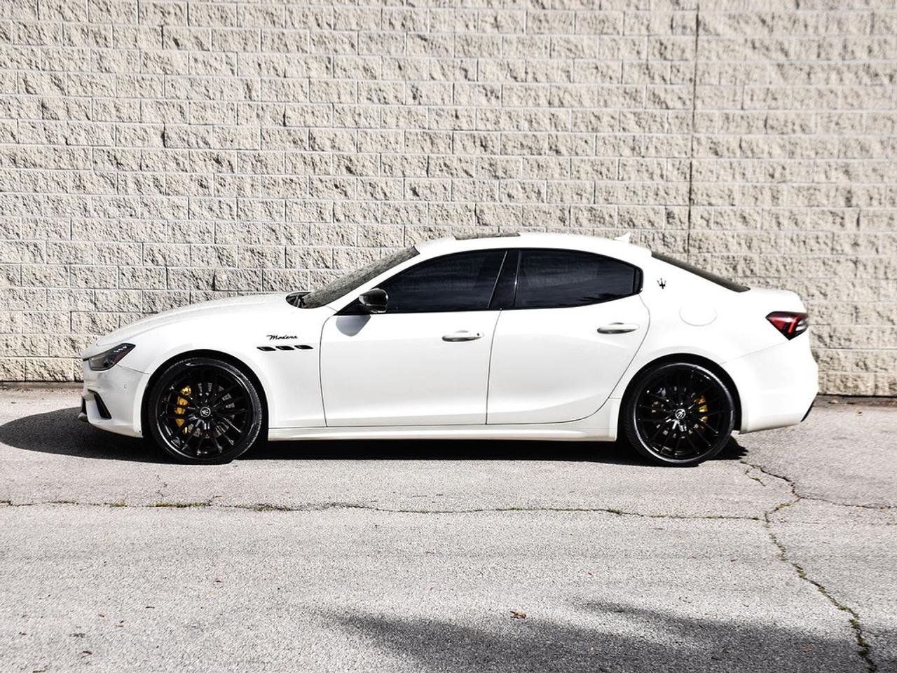 2022 Maserati Ghibli Modena Q4 4dr All-Wheel Drive Sedan Photo3