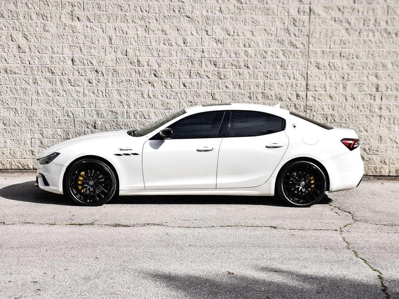 2022 Maserati Ghibli Modena Q4 4dr All-Wheel Drive Sedan Photo3