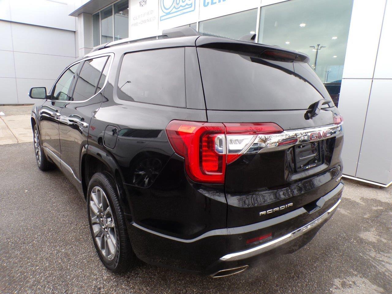 2022 GMC Acadia Denali All-wheel Drive Photo