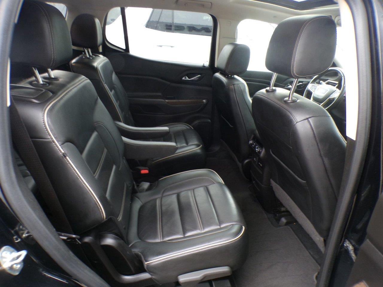 2022 GMC Acadia Denali All-wheel Drive Photo