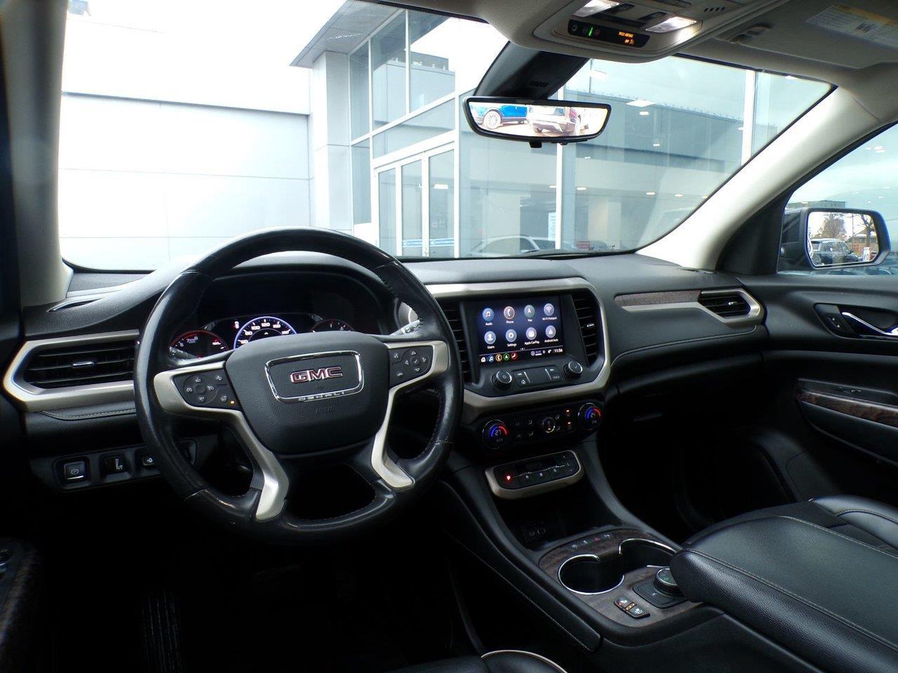 2022 GMC Acadia Denali All-wheel Drive Photo