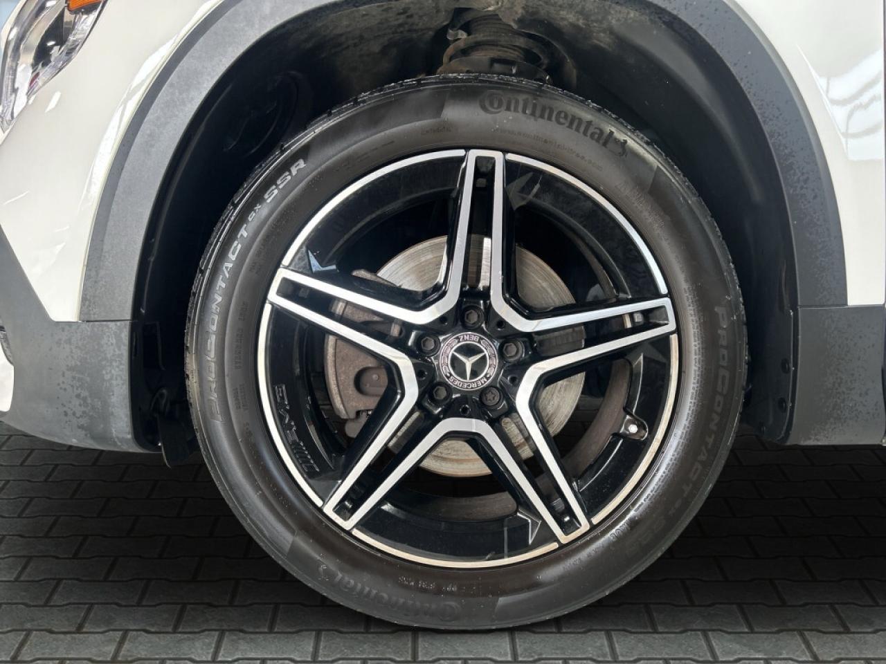 2022 Mercedes-Benz GLB GLB 250 AMG PKG/  4MATIC/Clean carfax/NAVI/Sunroof Photo