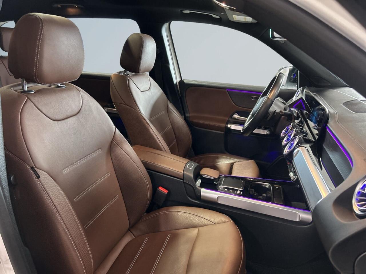 2022 Mercedes-Benz GLB GLB 250 AMG PKG/  4MATIC/Clean carfax/NAVI/Sunroof Photo