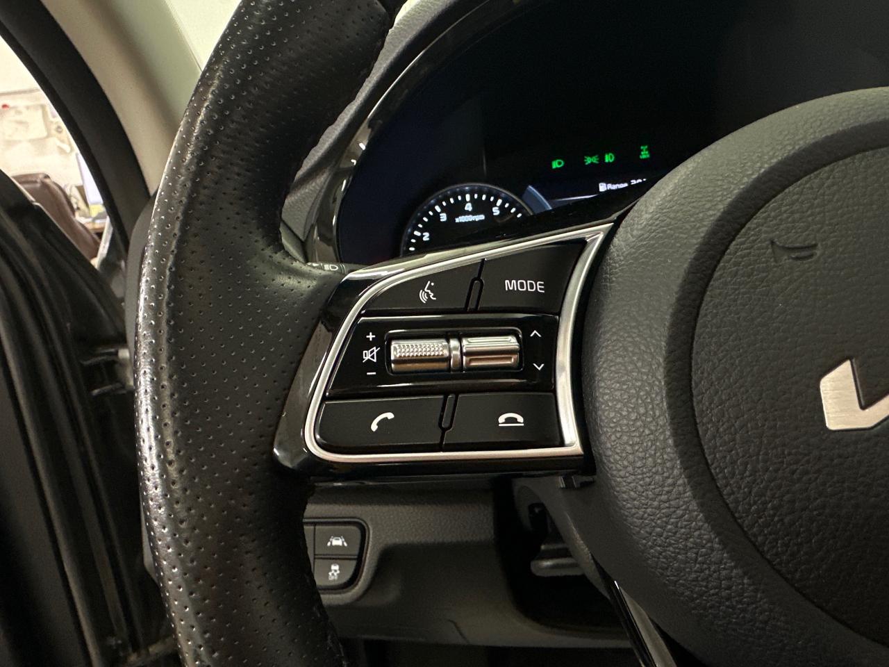 2023 Kia Seltos SX Turbo w/Black Interior 4dr All-Wheel Drive Photo