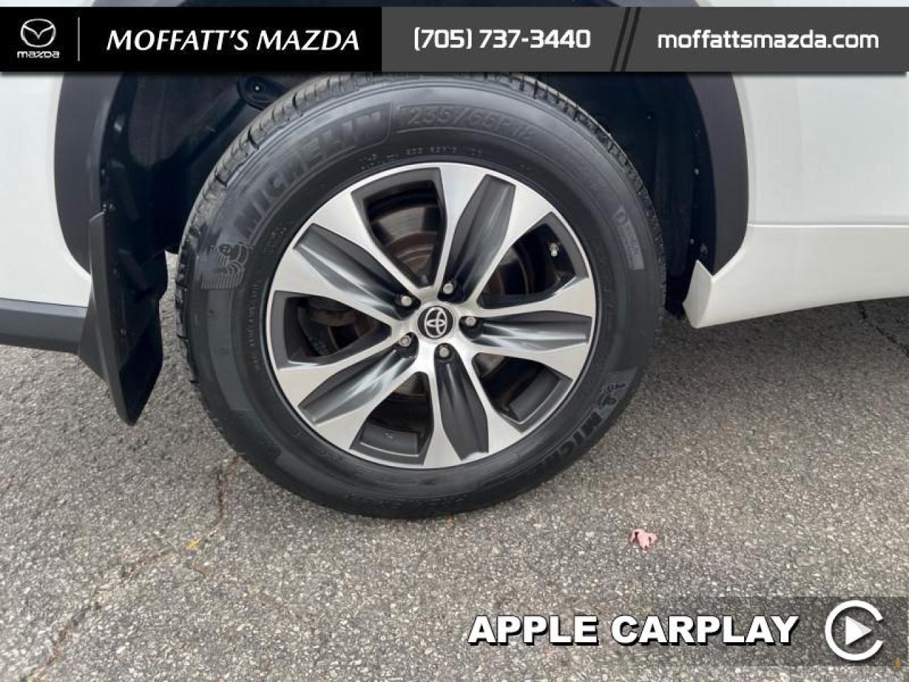 2022 Toyota Highlander XLE Photo