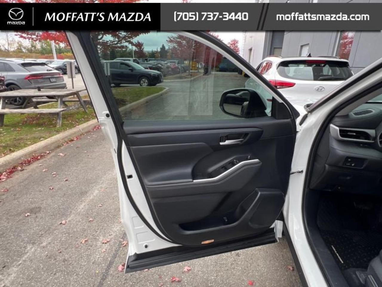 2022 Toyota Highlander XLE Photo