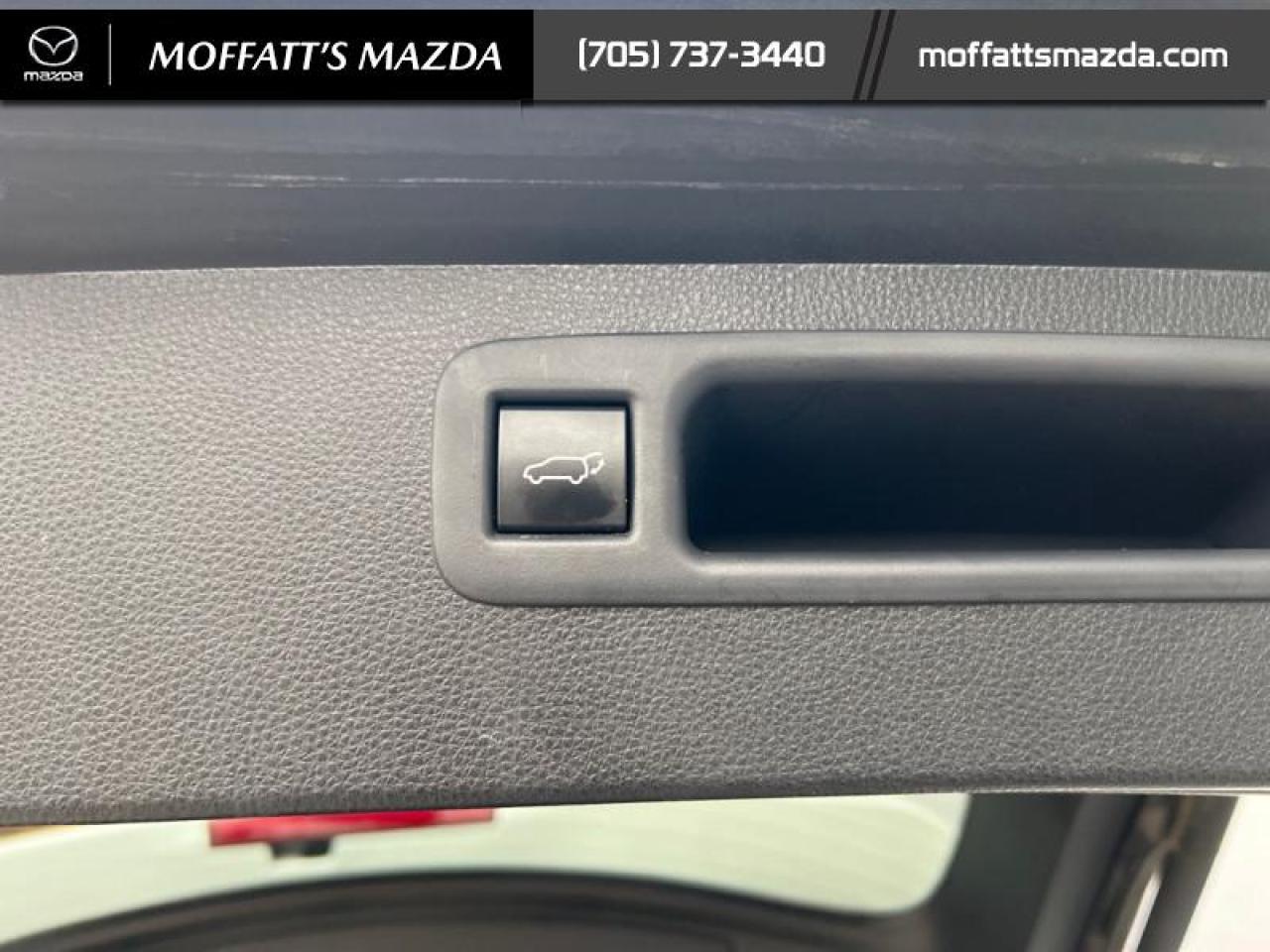 2022 Toyota Highlander XLE Photo