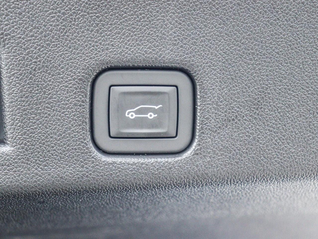 2026 Chevrolet Traverse AWD 4dr RS Photo