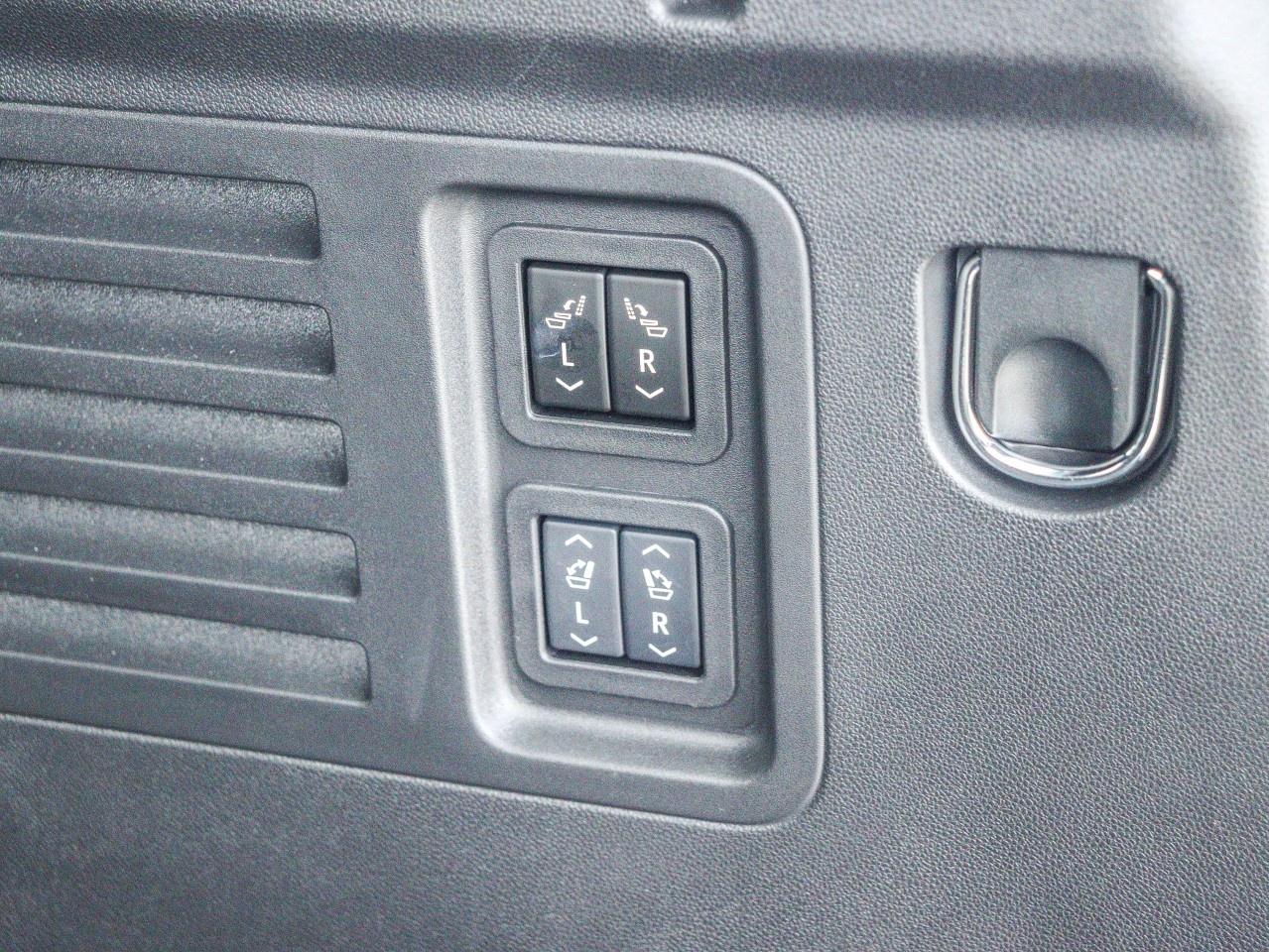 2026 Chevrolet Traverse AWD 4dr RS Photo