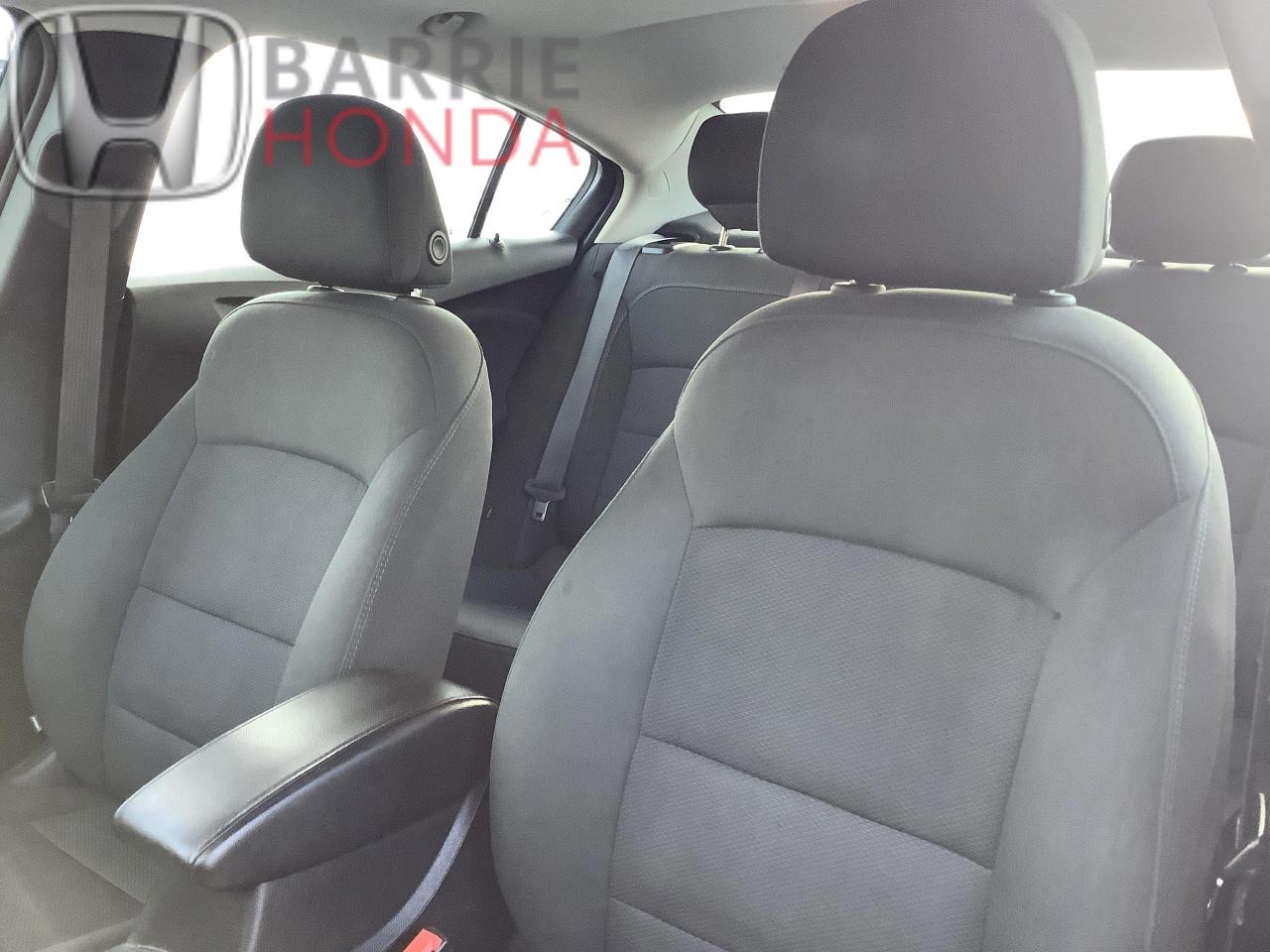 2017 Chevrolet Cruze LT Auto 4dr Sedan Photo