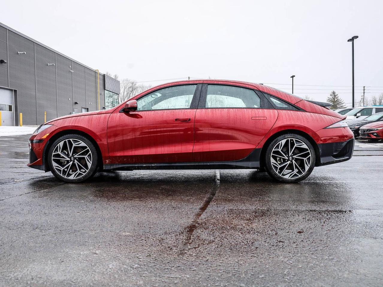 2024 Hyundai IONIQ 6 Preferred Long Range w/Ultimate Package All-Wheel Drive Photo4