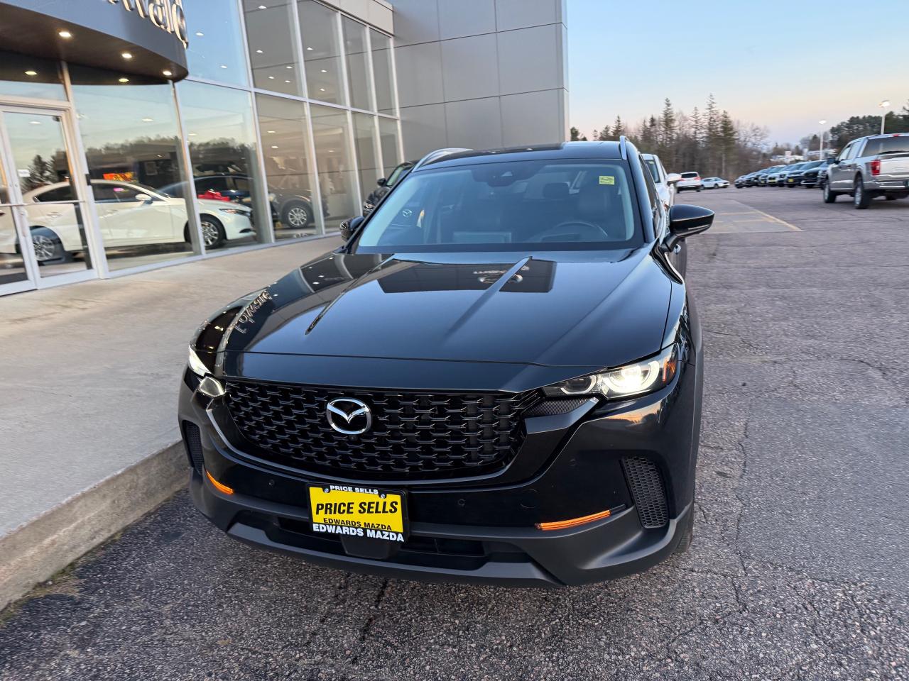 2024 Mazda CX-50 GT 4dr All-Wheel Drive Sport Utility Photo4