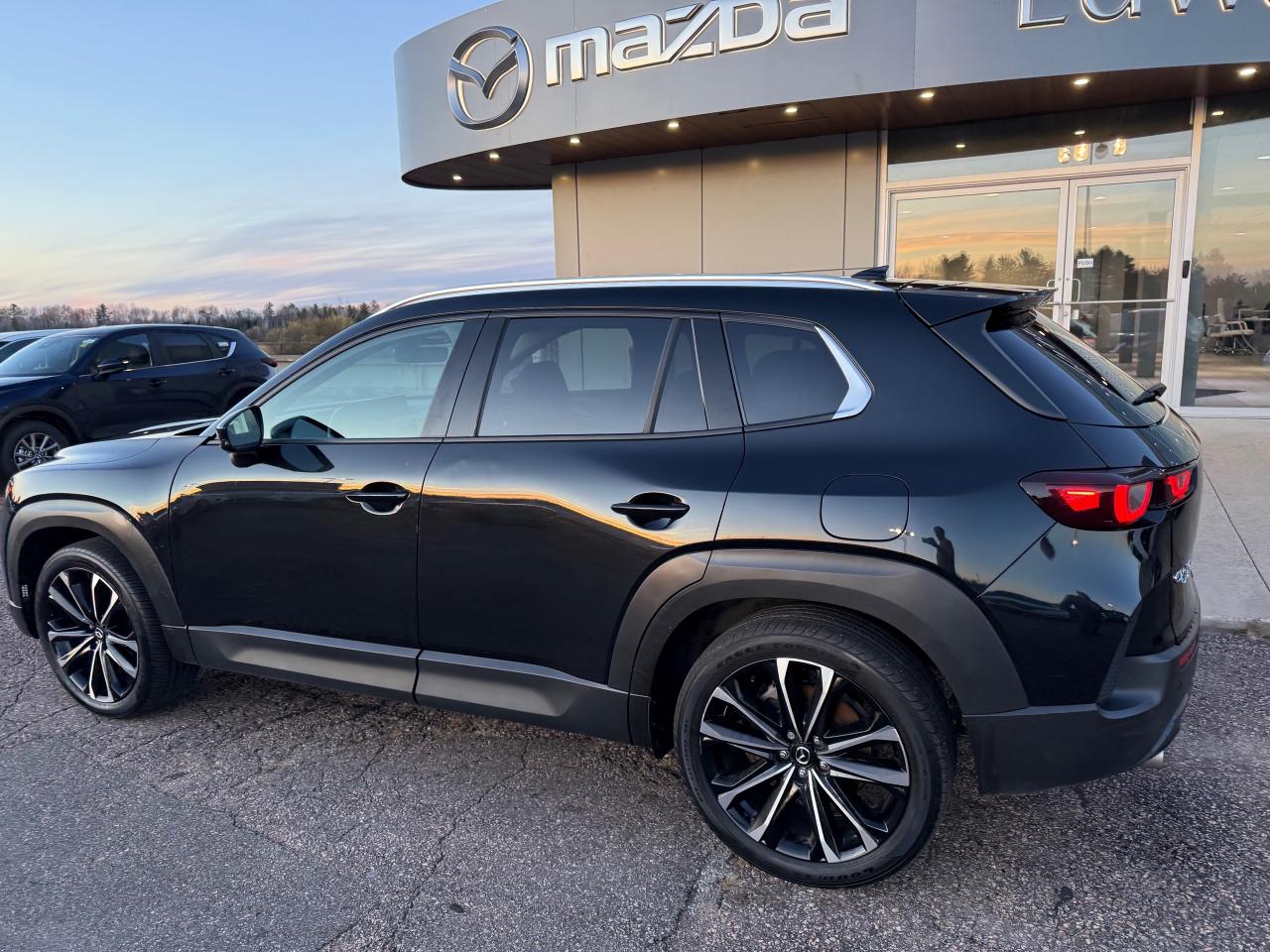 2024 Mazda CX-50 GT 4dr All-Wheel Drive Sport Utility Photo