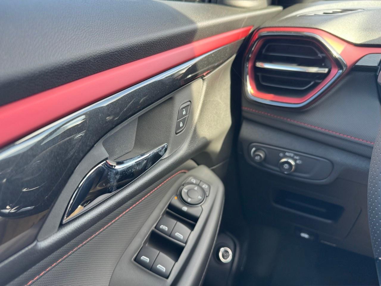 2026 Chevrolet TrailBlazer AWD 4dr RS Photo