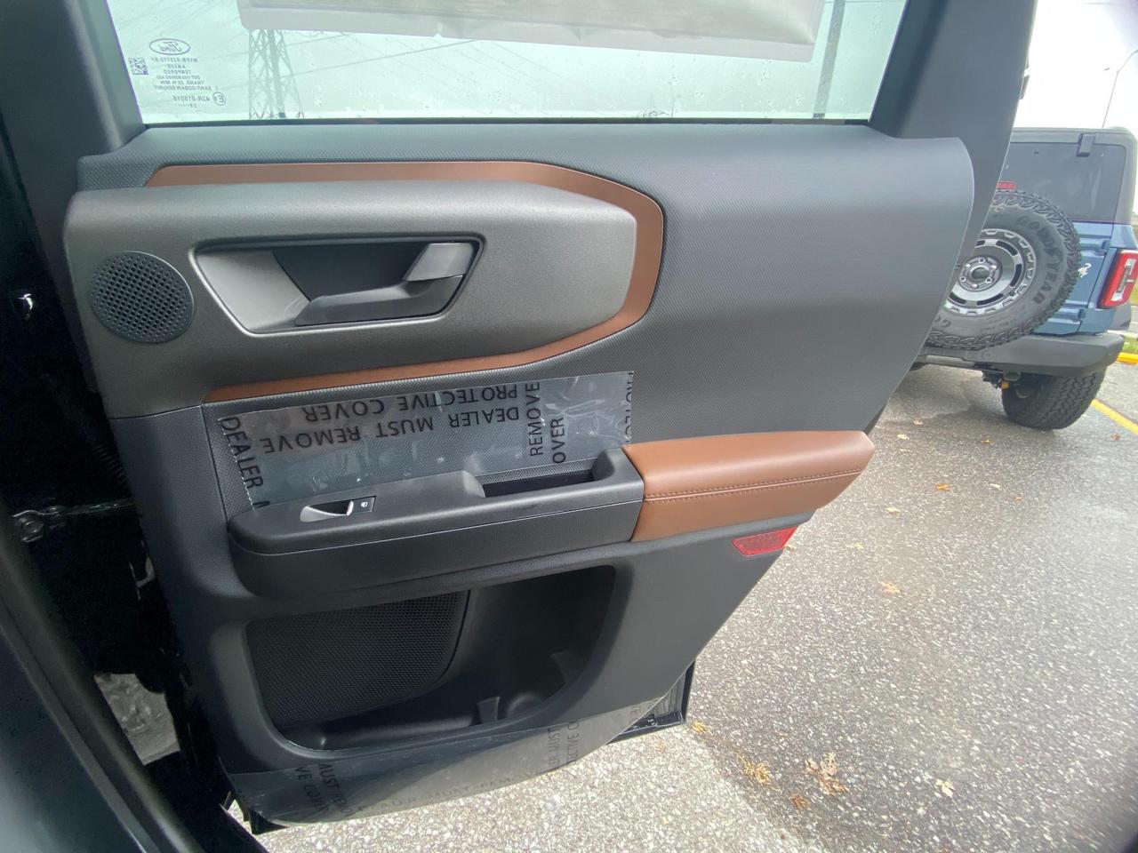 2025 Ford Bronco Sport Outer Banks 4dr 4x4 Photo