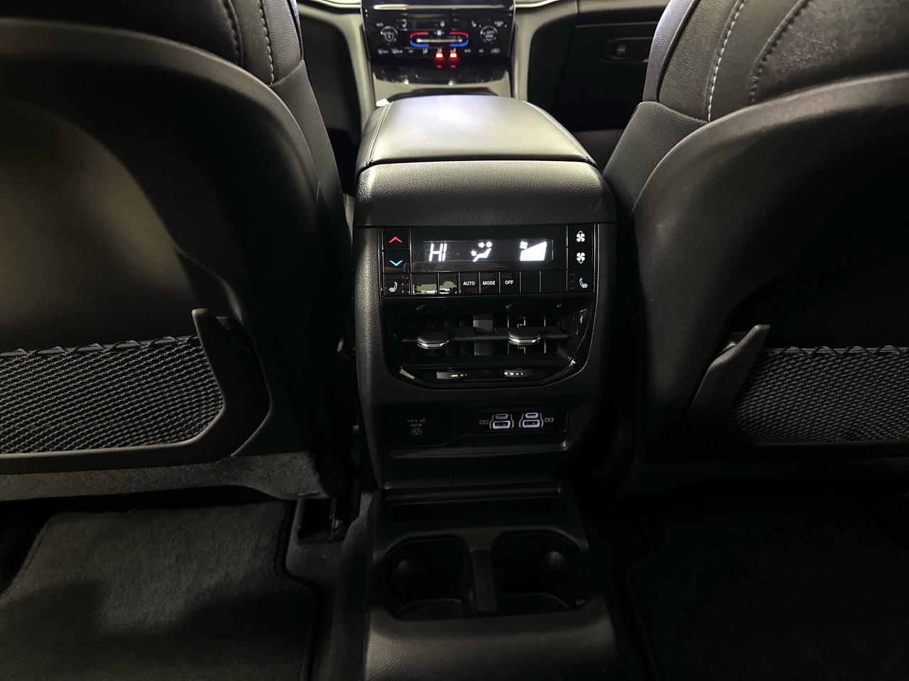 2024 Jeep Grand Cherokee L Limited 4dr 4x4 Photo