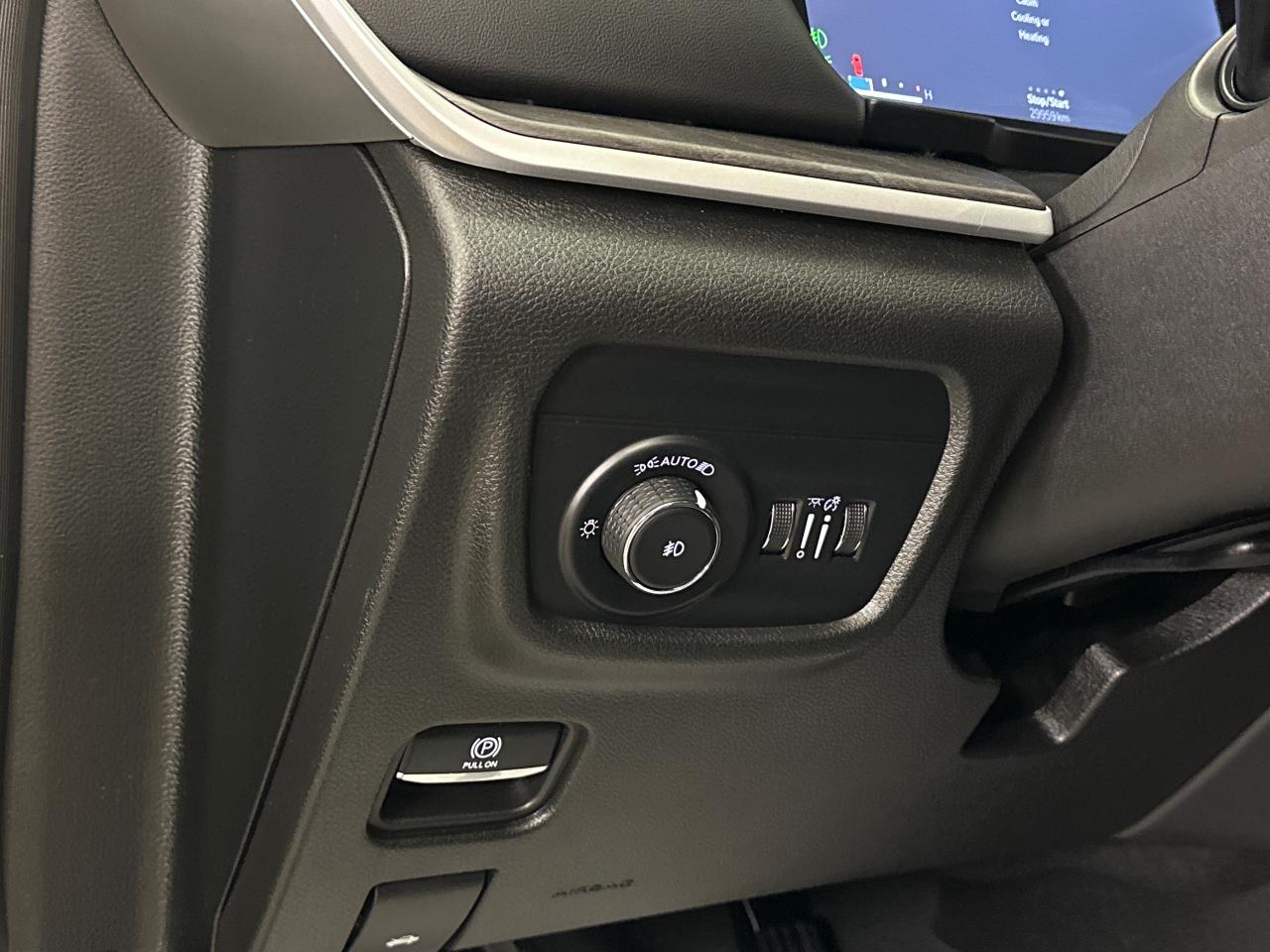 2024 Jeep Grand Cherokee L Limited 4dr 4x4 Photo