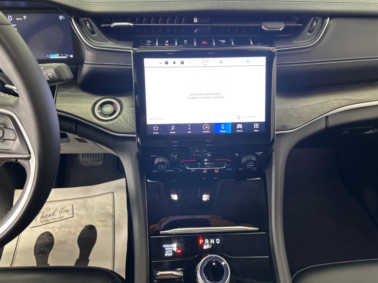 2024 Jeep Grand Cherokee L Limited 4dr 4x4 Photo